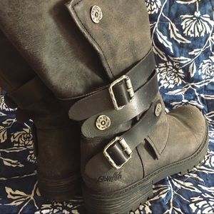 Grey n black moto boots